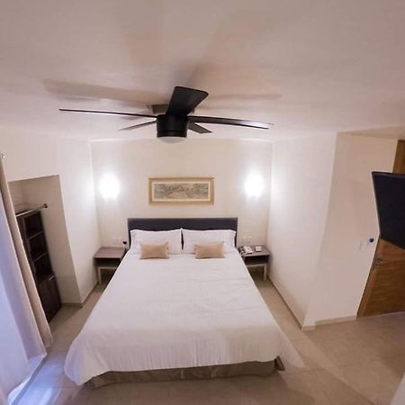 Hotel Siena Pénjamo Kültér fotó
