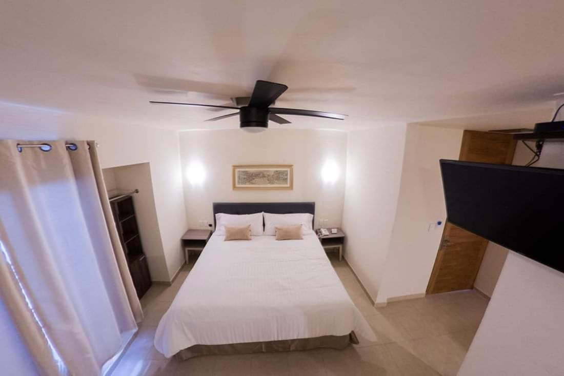 Hotel Siena Pénjamo Kültér fotó