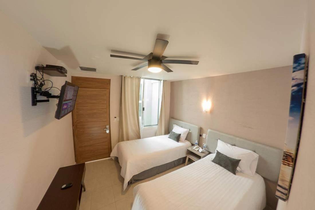 Hotel Siena Pénjamo Kültér fotó