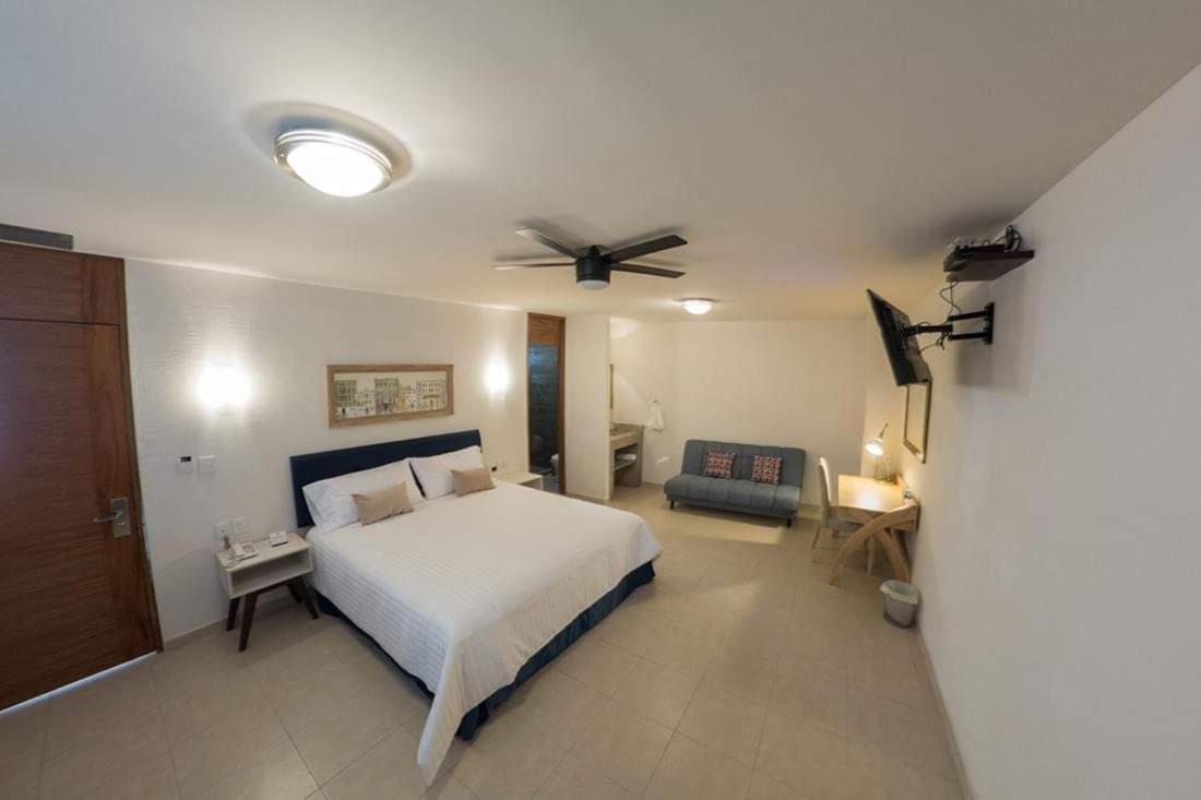 Hotel Siena Pénjamo Kültér fotó